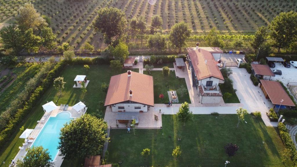 Villa Family Farm Soc. Agr. A R.L. Vairano Patenora Esterno foto