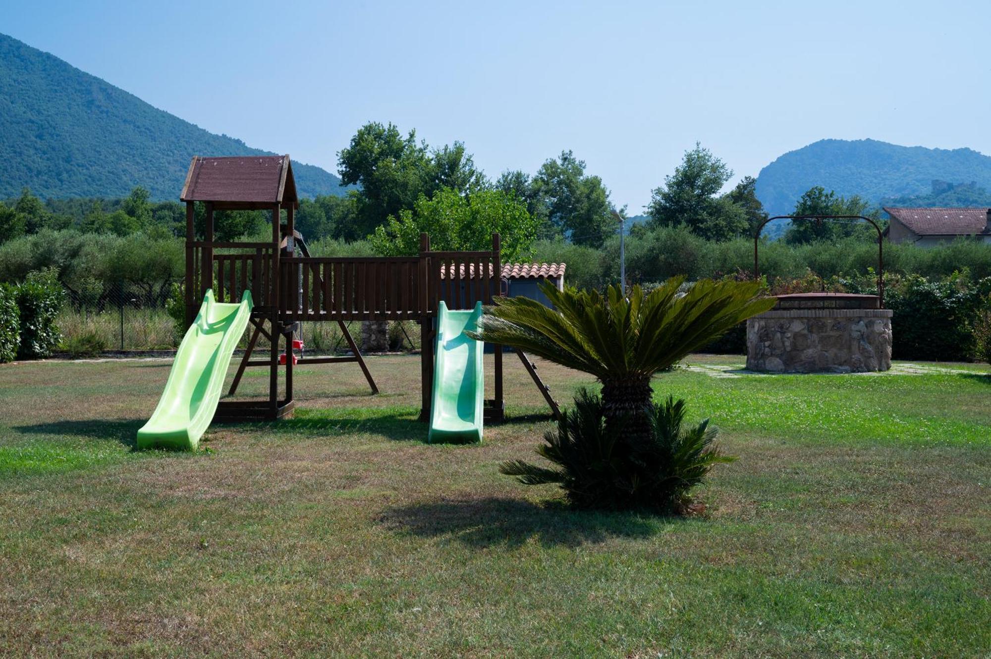 Villa Family Farm Soc. Agr. A R.L. Vairano Patenora Esterno foto